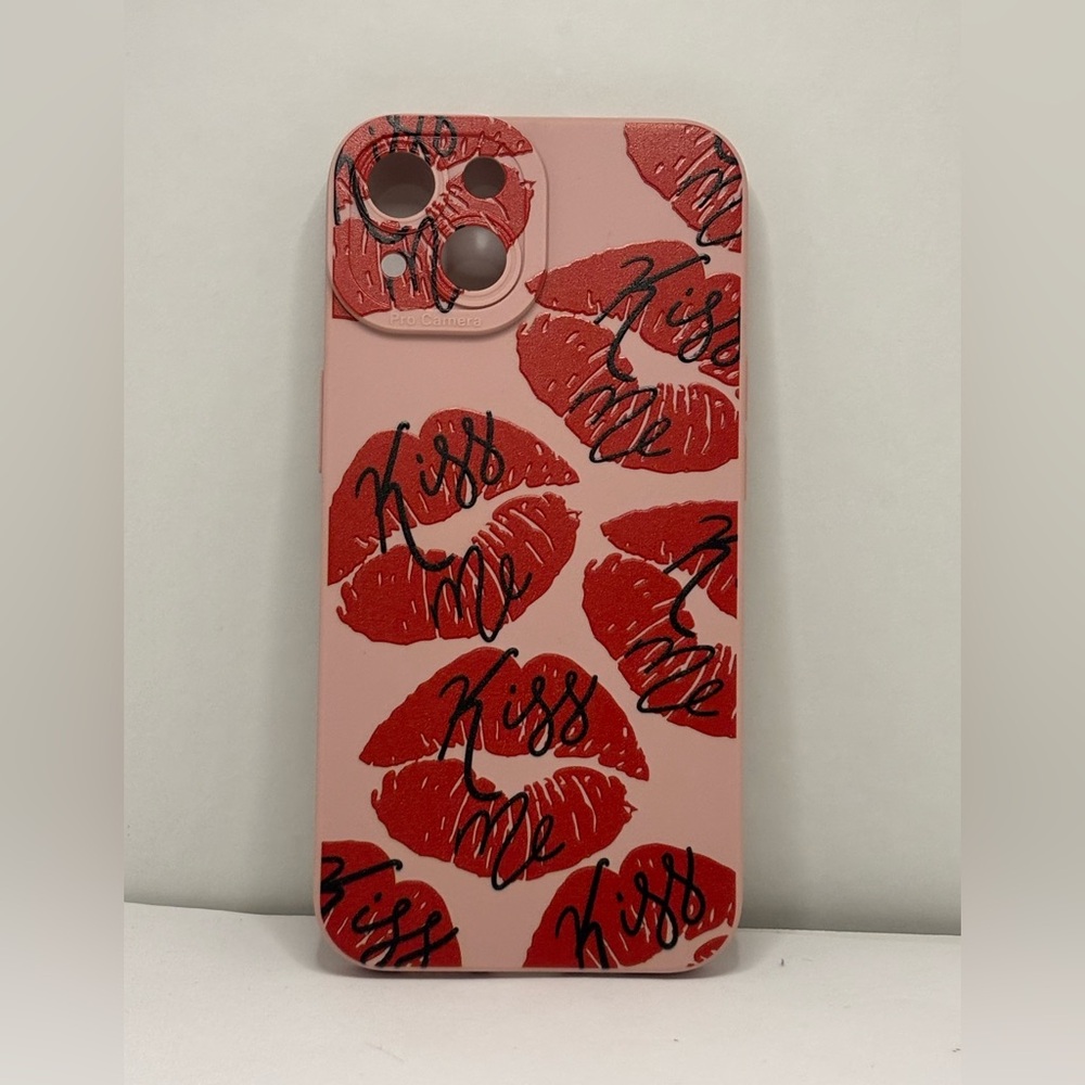 iPhone 15 Pink and Red Kiss Print Phone Case